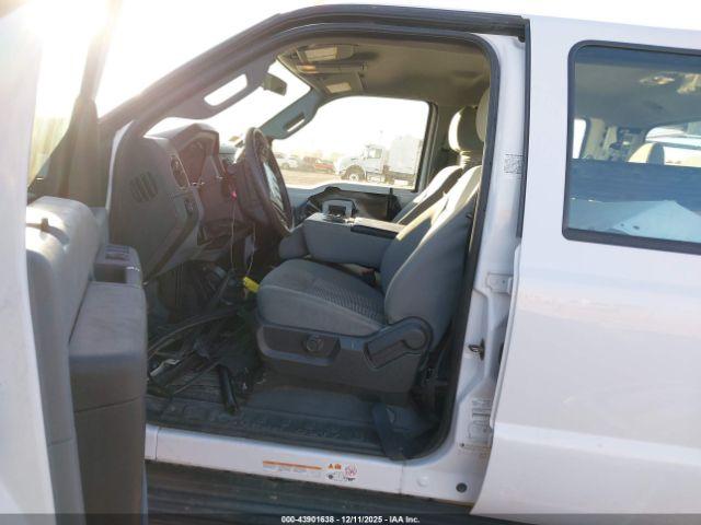 Ford F-450 Xl Image 5