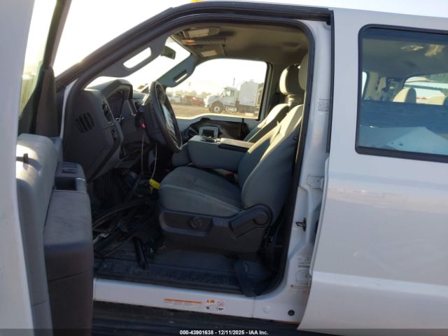 Ford F-450 Xl Image 4