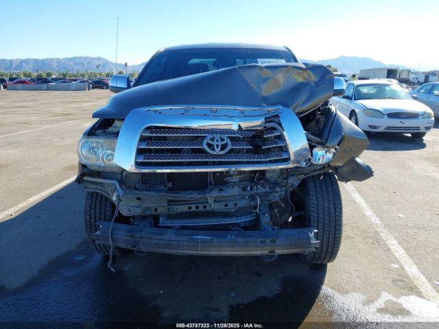 Toyota Tundra Limited 5.7l V8 Image 14