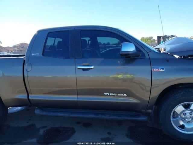 Toyota Tundra Limited 5.7l V8 Image 10