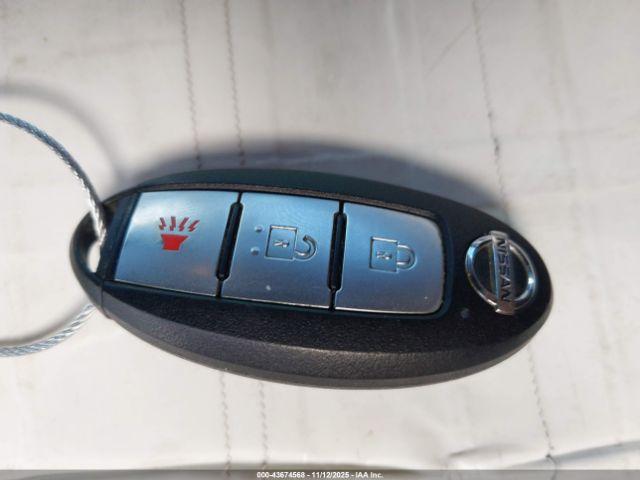 Nissan Titan Sv Image 14