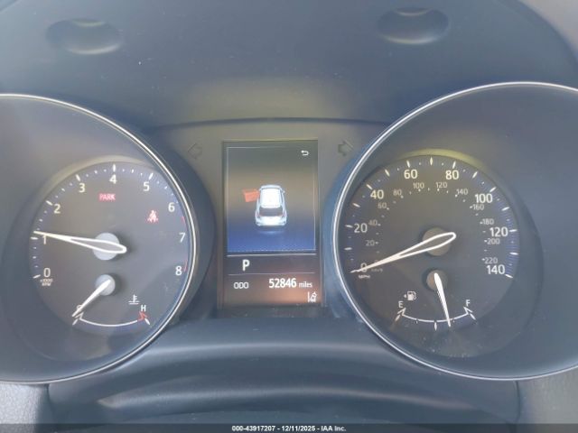 Toyota C-HR Limited Image 2