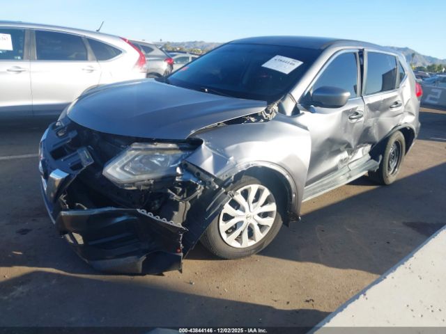 Nissan Rogue S Image 4