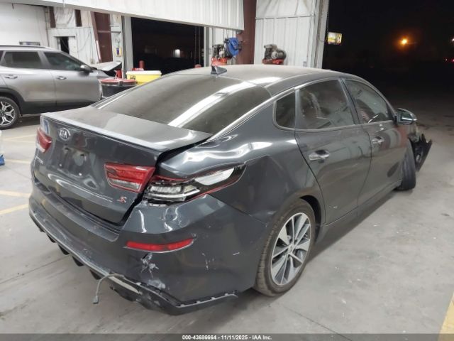 Kia Optima S Image 3