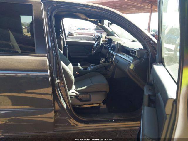 Toyota Tacoma Sr5 Image 10