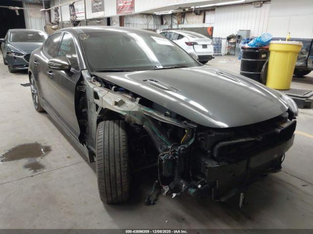  Salvage Kia Stinger
