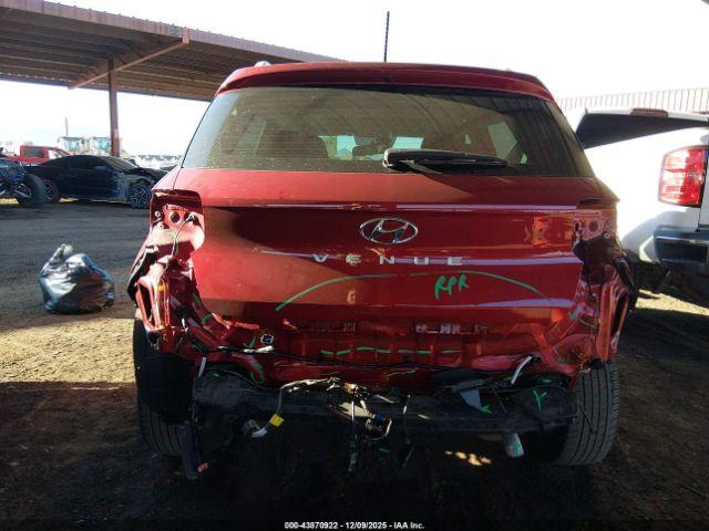 Hyundai VENUE Sel Image 3