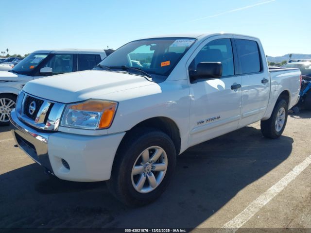 Nissan Titan Sv Image 14