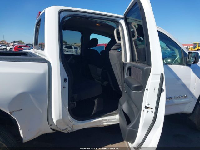 Nissan Titan Sv Image 5