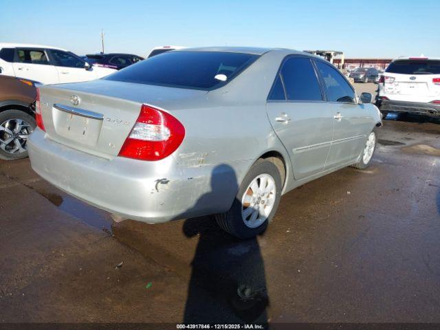 Toyota Camry Xle V6 Image 3