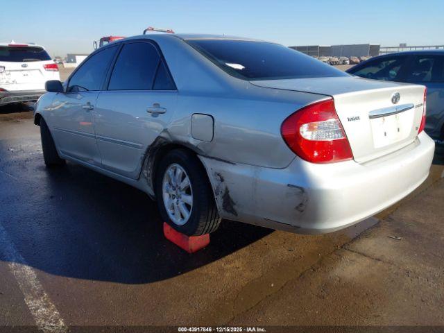 Toyota Camry Xle V6 Image 5