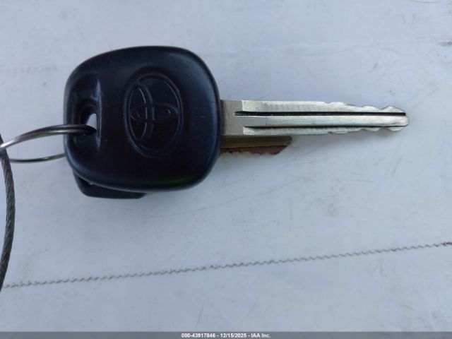 Toyota Camry Xle V6 Image 14