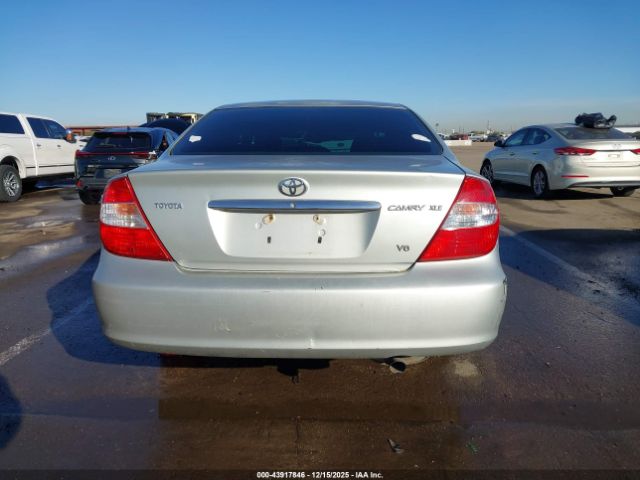 Toyota Camry Xle V6 Image 2