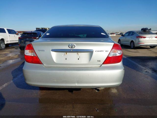 Toyota Camry Xle V6 Image 2