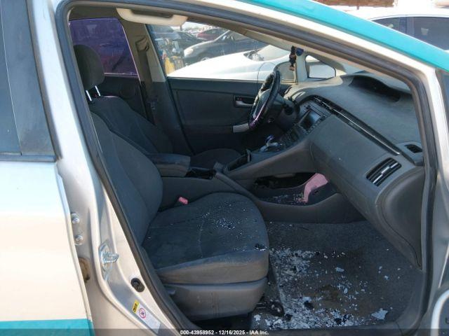 Toyota Prius Iii Image 5