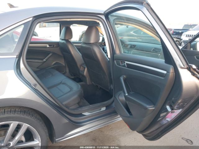 Volkswagen Passat 1.8t R-line Image 14