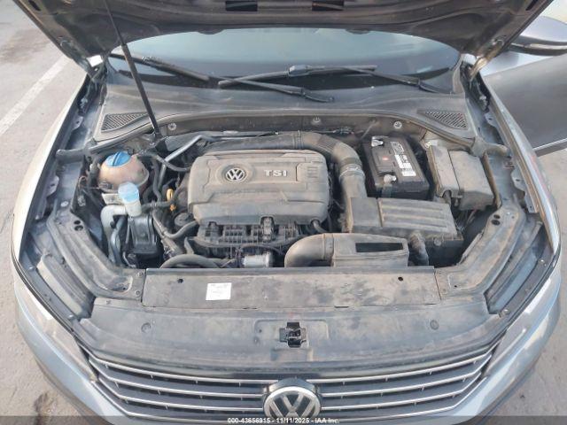 Volkswagen Passat 1.8t R-line Image 12