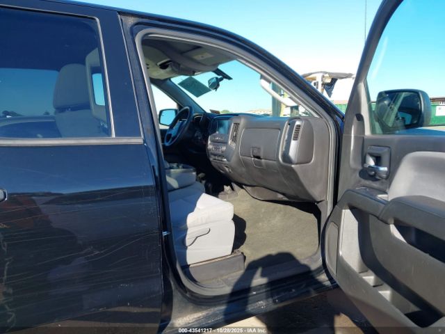 Chevrolet Silverado 1500 Custom Image 10