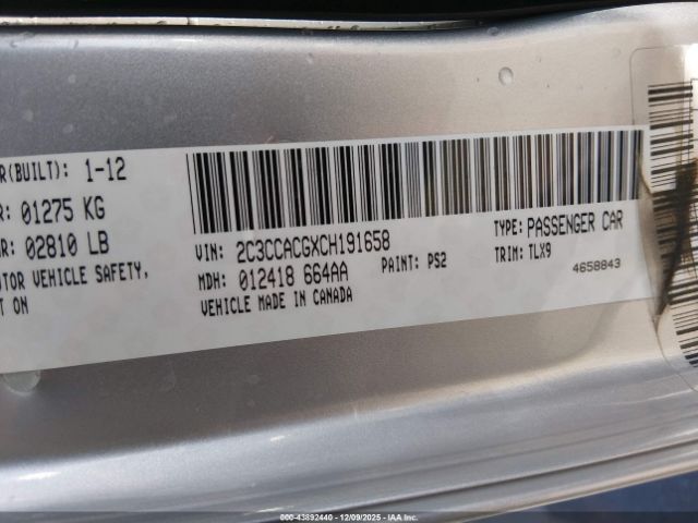 Chrysler 300 Limited Image 5