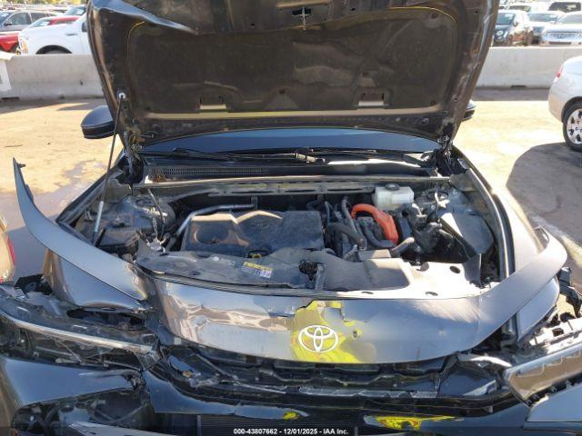 Toyota Crown Limited Image 5