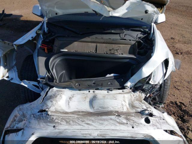 Tesla Model Y Performance Dual Motor All-wheel Drive Image 8