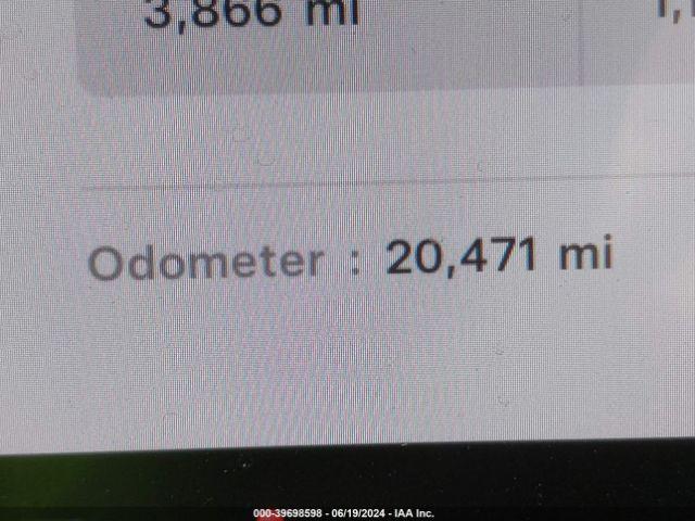 Tesla Model Y Performance Dual Motor All-wheel Drive Image 14