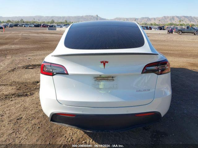 Tesla Model Y Performance Dual Motor All-wheel Drive Image 12