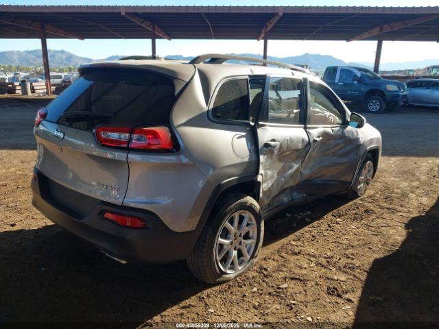 Jeep Cherokee Sport Image 3