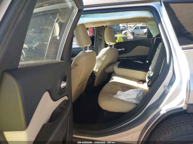 Jeep Cherokee Sport Image 16