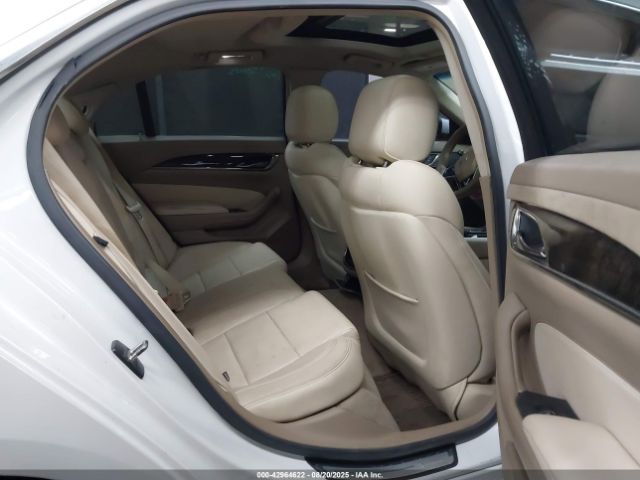 Cadillac CTS Luxury Image 15