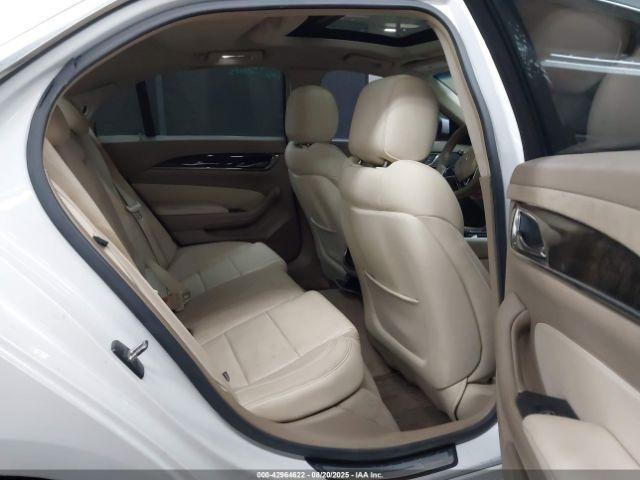 Cadillac CTS Luxury Image 15