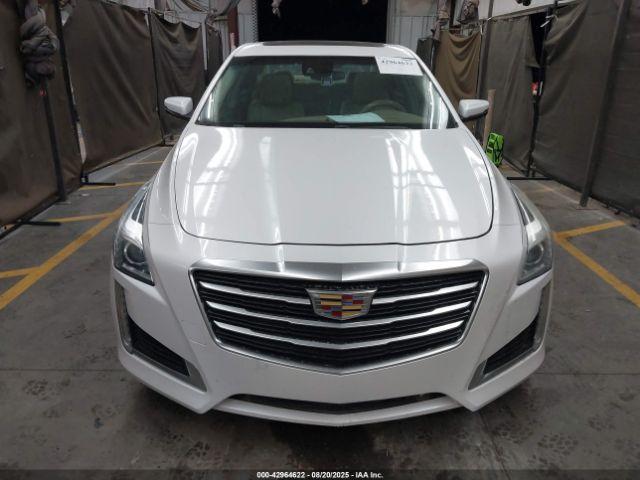 Cadillac CTS Luxury Image 9