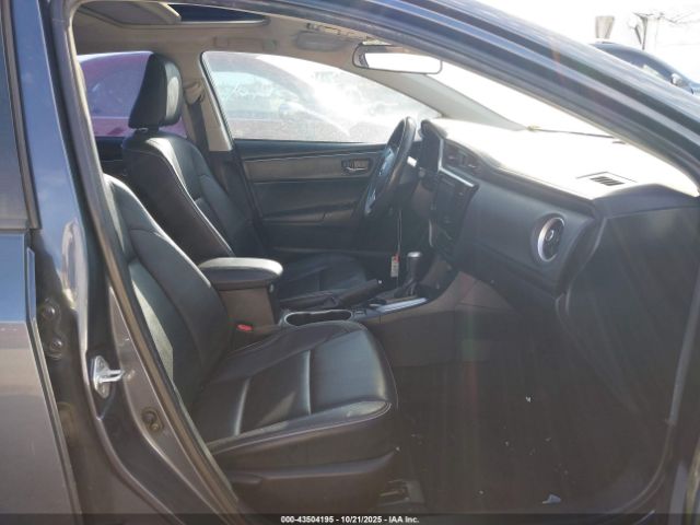 Toyota Corolla Xle Image 7