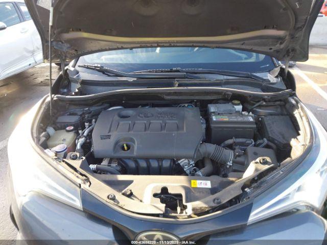 Toyota C-HR Xle Premium Image 14