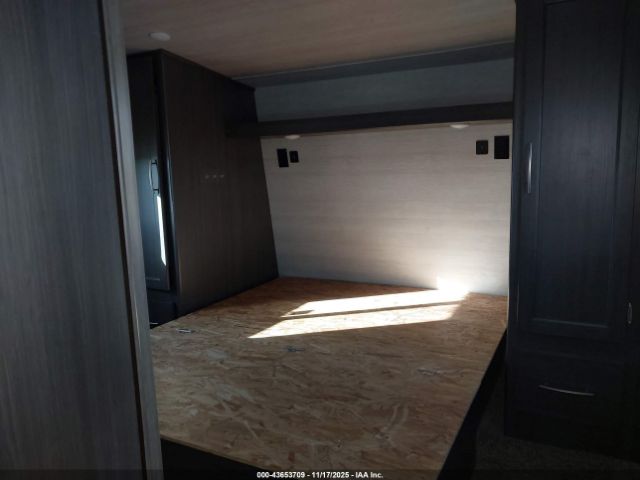 Genesis Wanderer Image 5