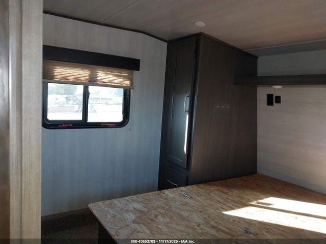 Genesis Wanderer Image 13