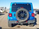 Jeep Wrangler Unlimited Sahara 4x4 Image 8