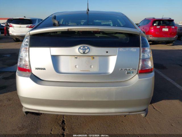 Toyota Prius Image 14