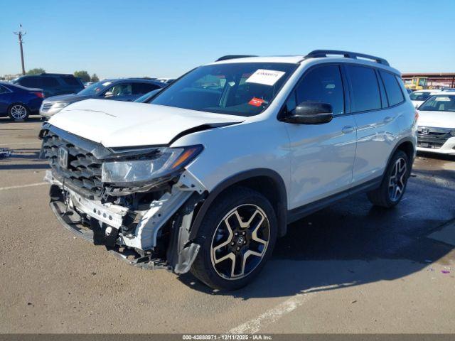 Honda Passport Awd Elite Image 2