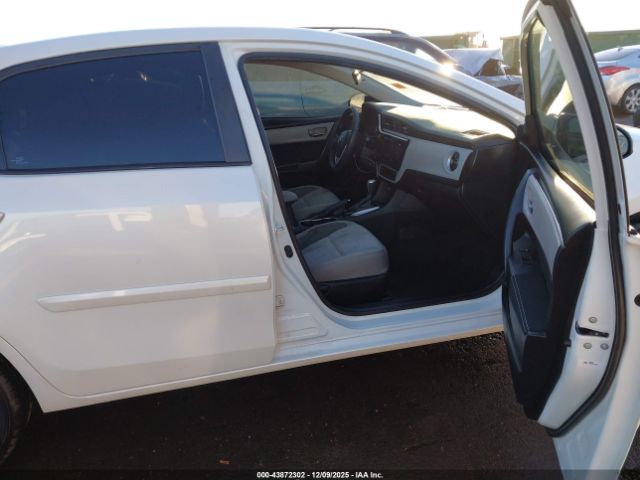 Toyota Corolla Le Eco Image 10