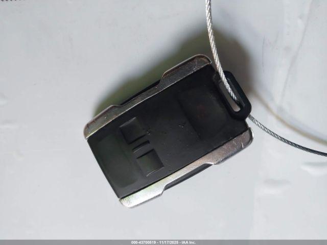 Chevrolet Silverado 2500 Lt Image 12