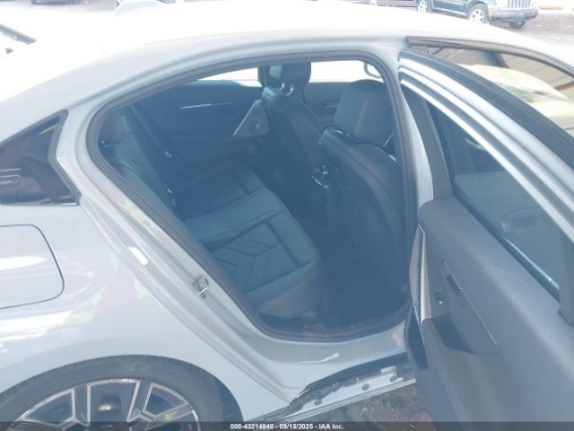 BMW I5 Edrive40 Image 9