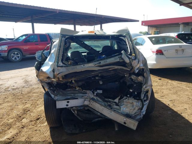 Toyota Prius Image 2