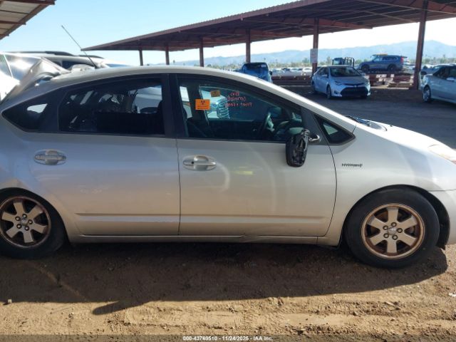 Toyota Prius Image 9