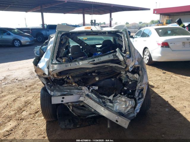 Toyota Prius Image 14