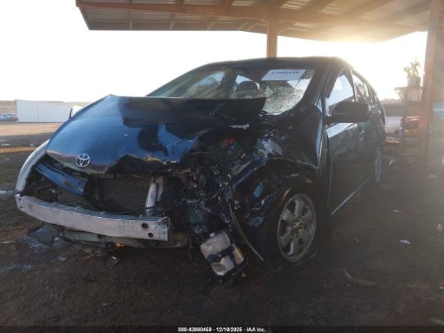 Toyota Prius Image 10