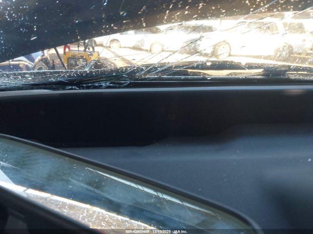 Toyota Prius Image 5