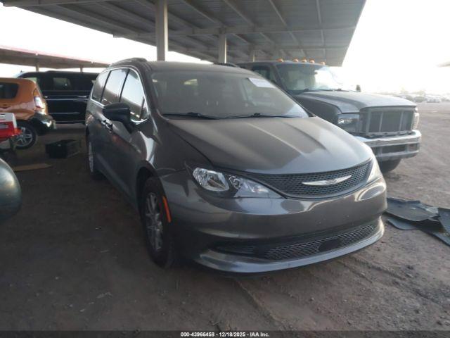  Salvage Chrysler Voyager
