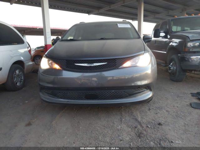 Chrysler Voyager Lxi Image 3