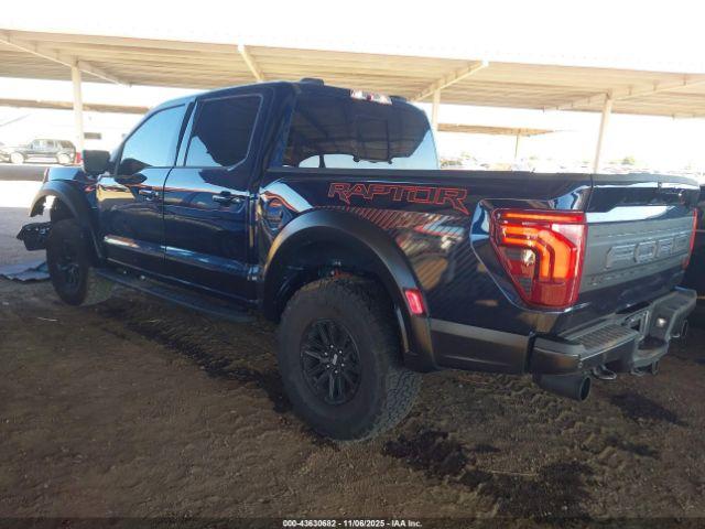Ford F-150 Raptor Image 3